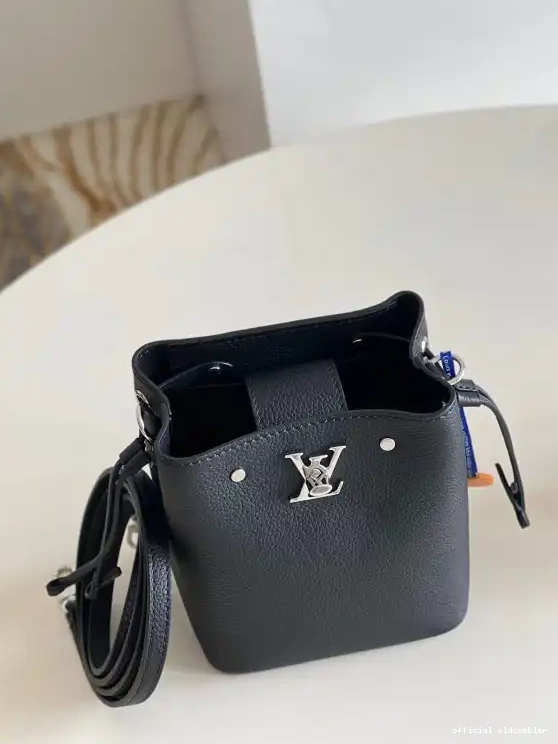 Official oldcobbler BUCKET NANO LOUIS VUITTON LOCKME 0602